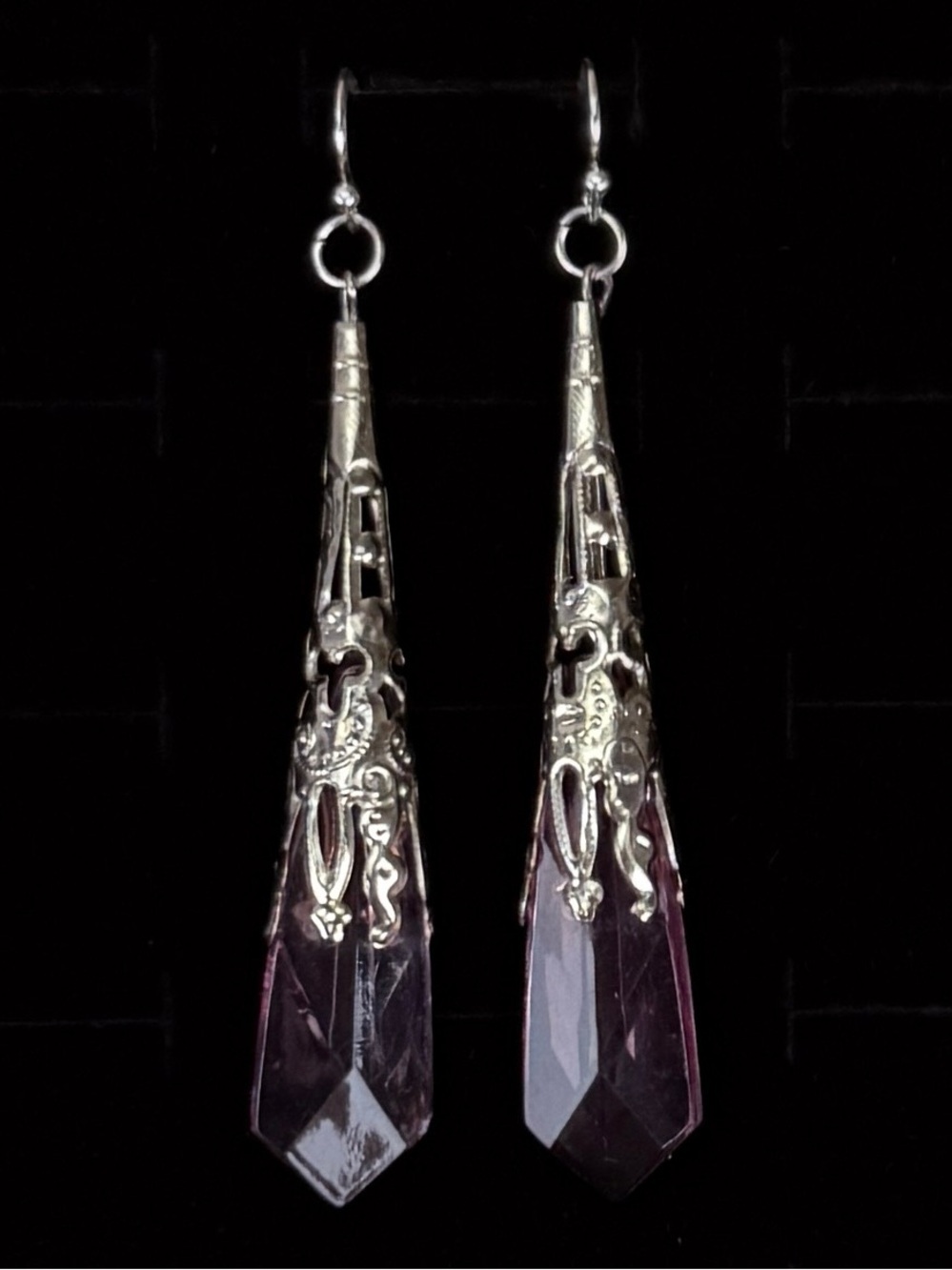 Gorgeous Silvertone clear lavender purple long pierced earrings